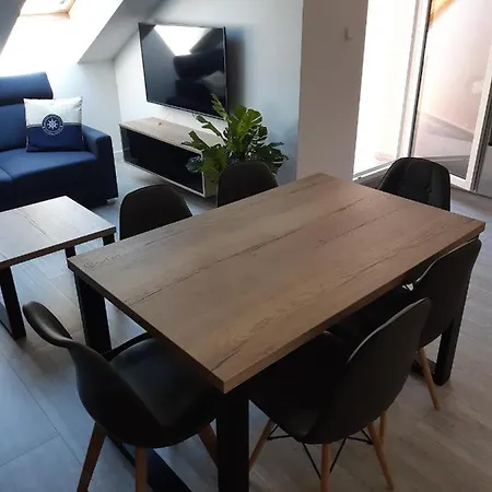 Platinum 2 Apartment Lukecin